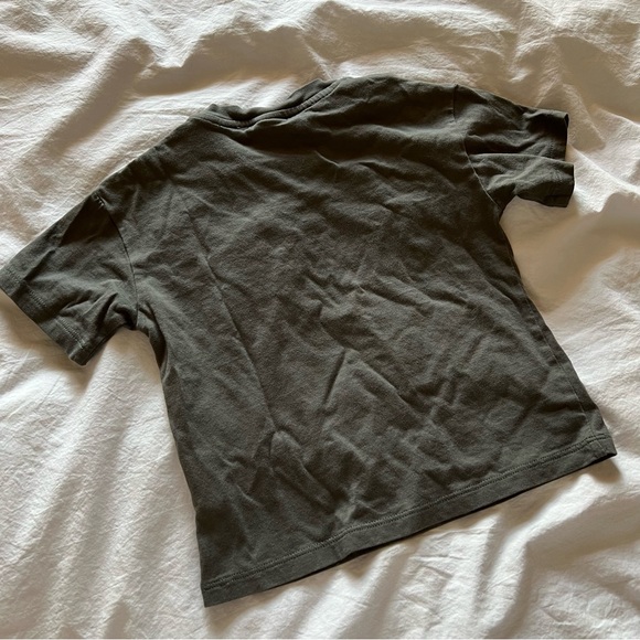 H&M • Short Sleeve shirt - Picture 4 of 4